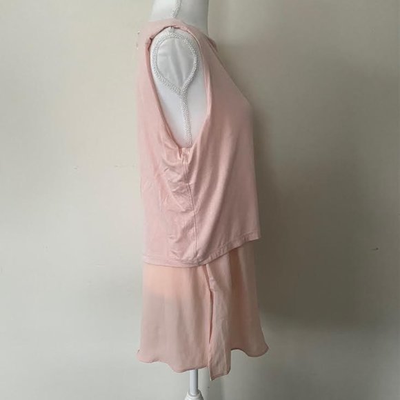NWT ROSE + OLIVE Women L Asymmetrical Layered sleeveless Top Blouse Blush Pink - Picture 3 of 7